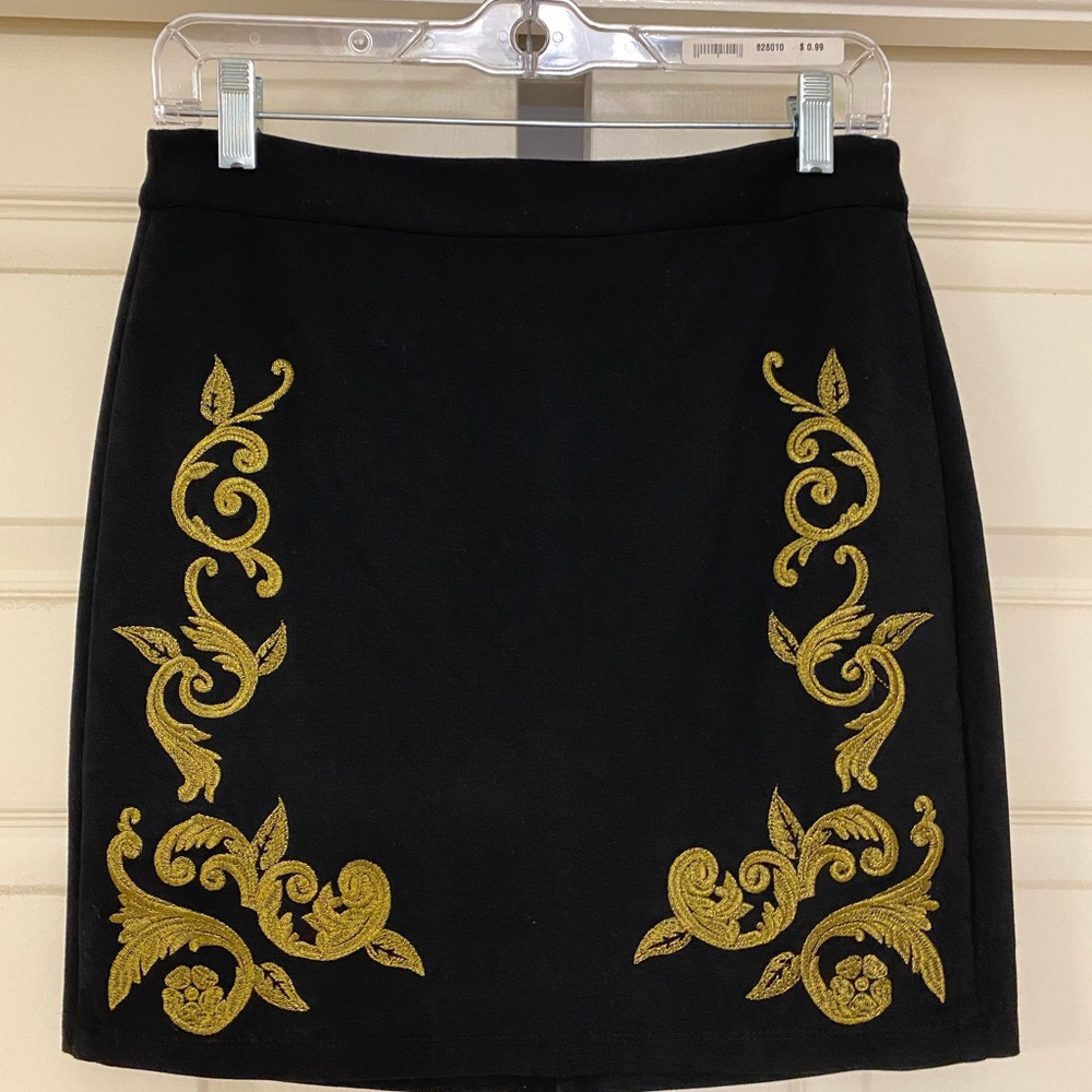 Black mini skirt with gold embroidery